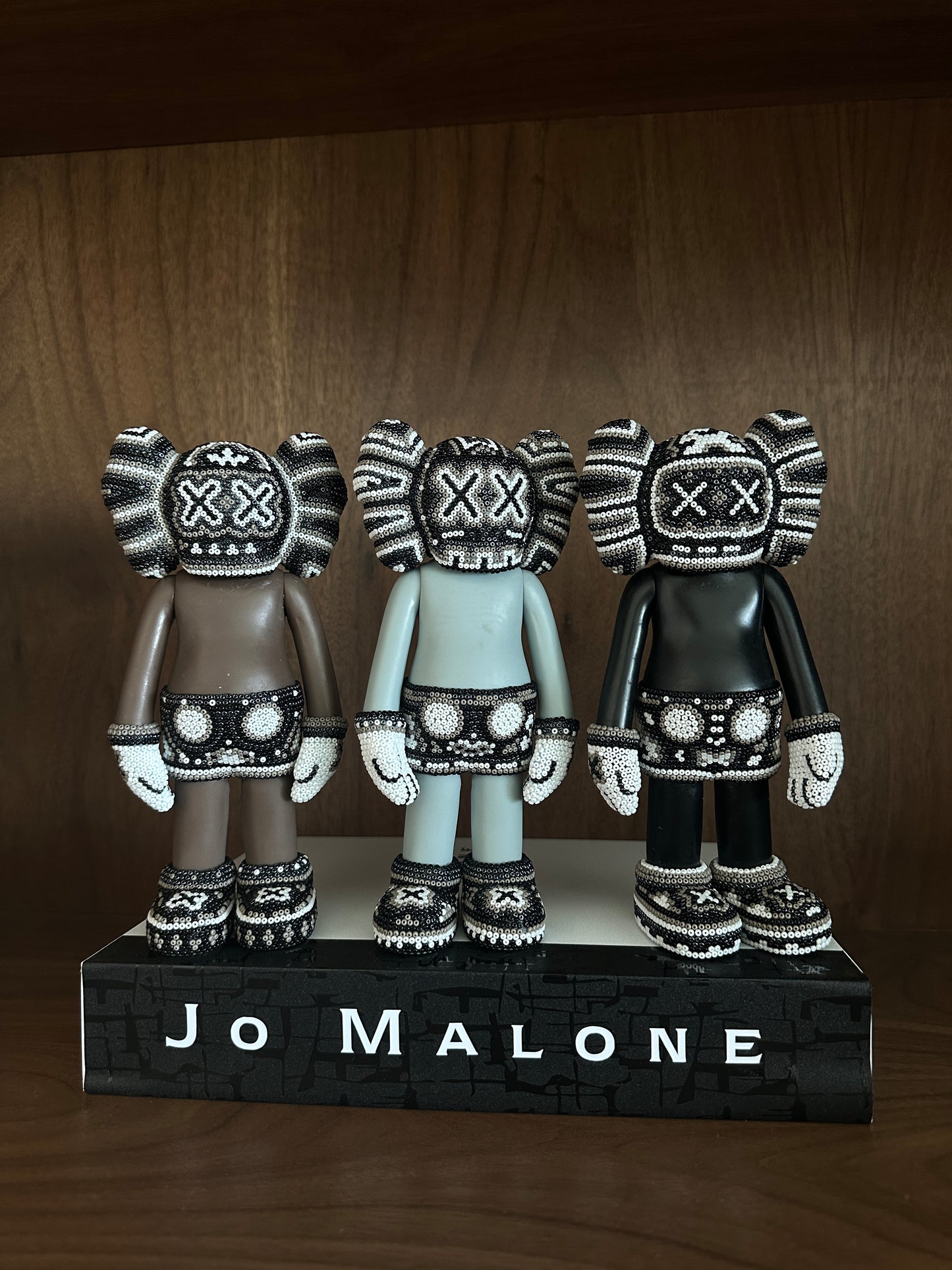 Kaws Arte Huichol Chico