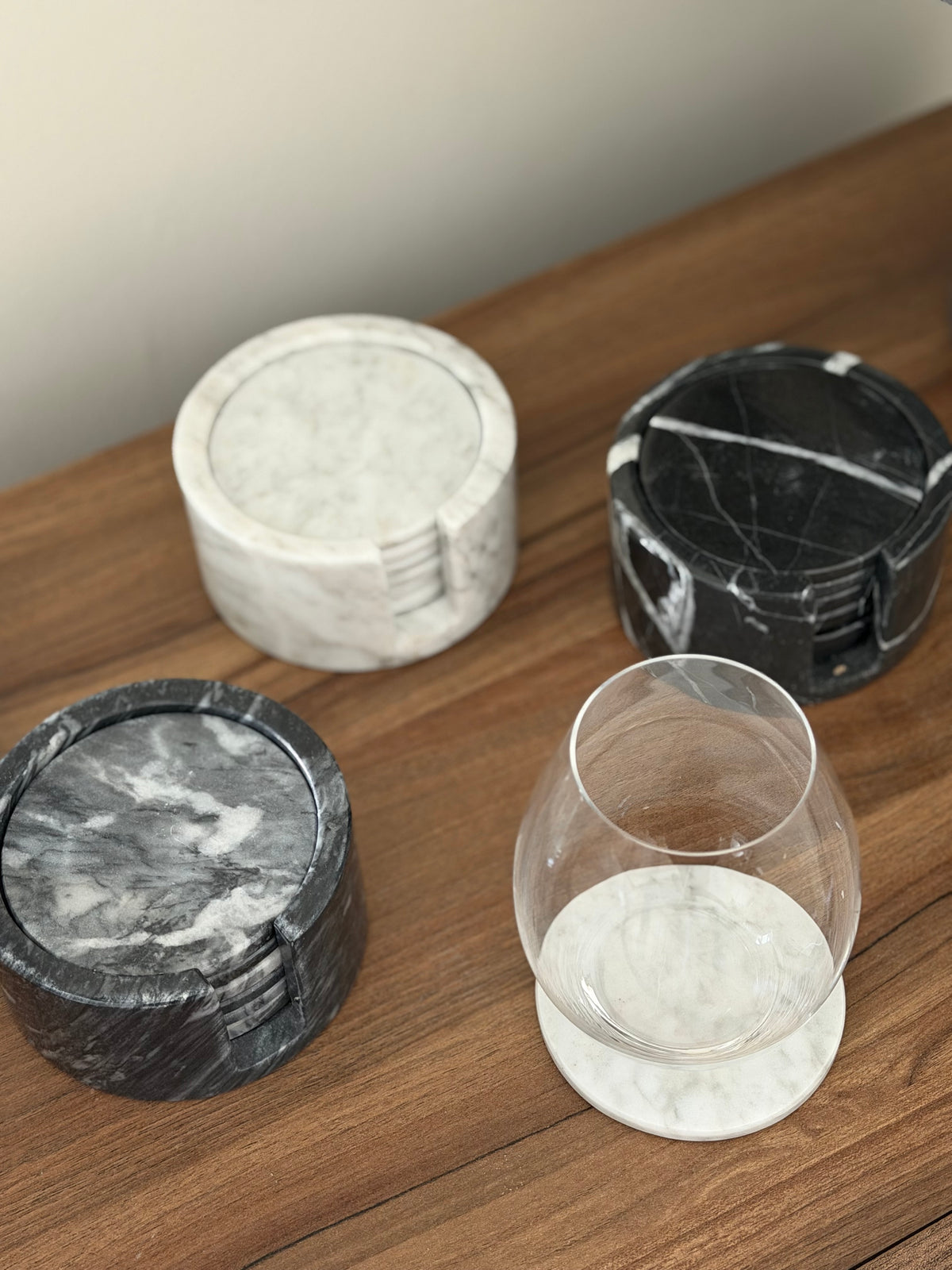 Portavasos de mármol