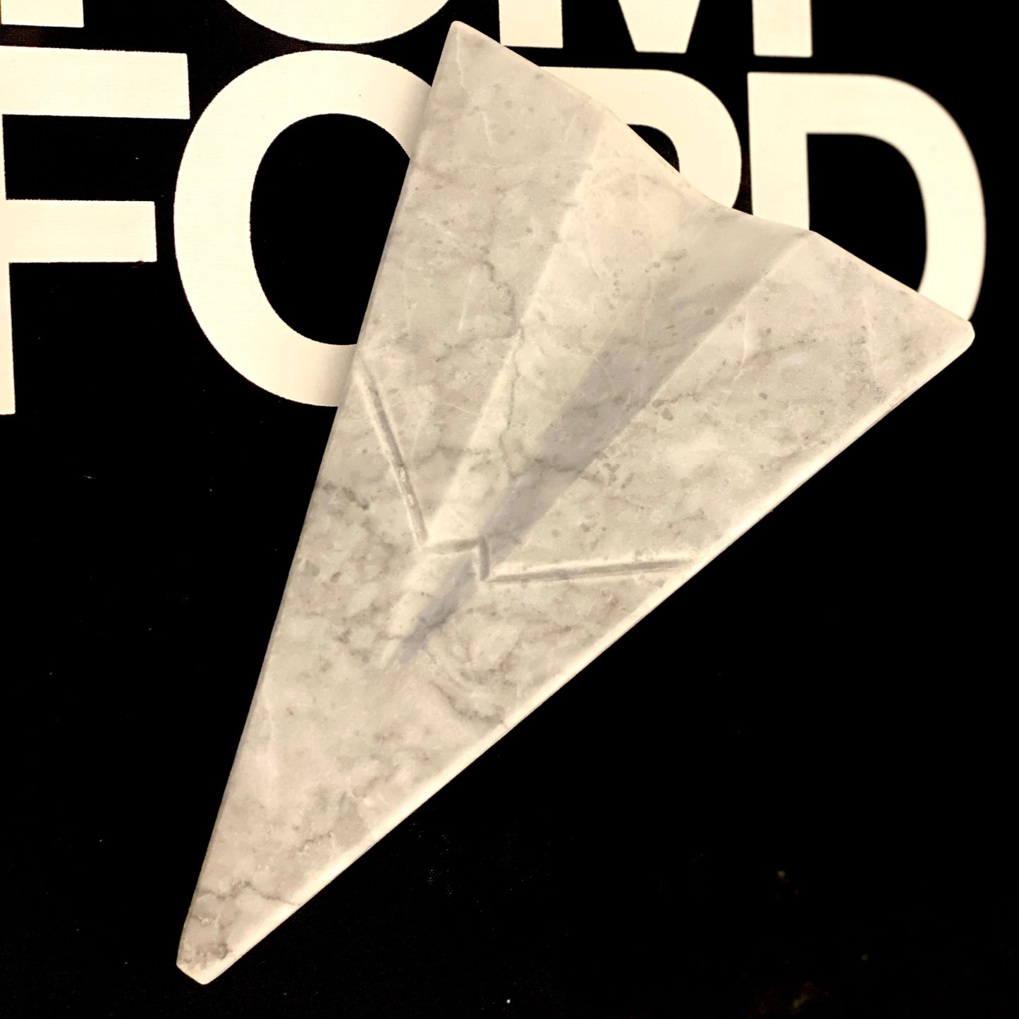 Avión de Mármol